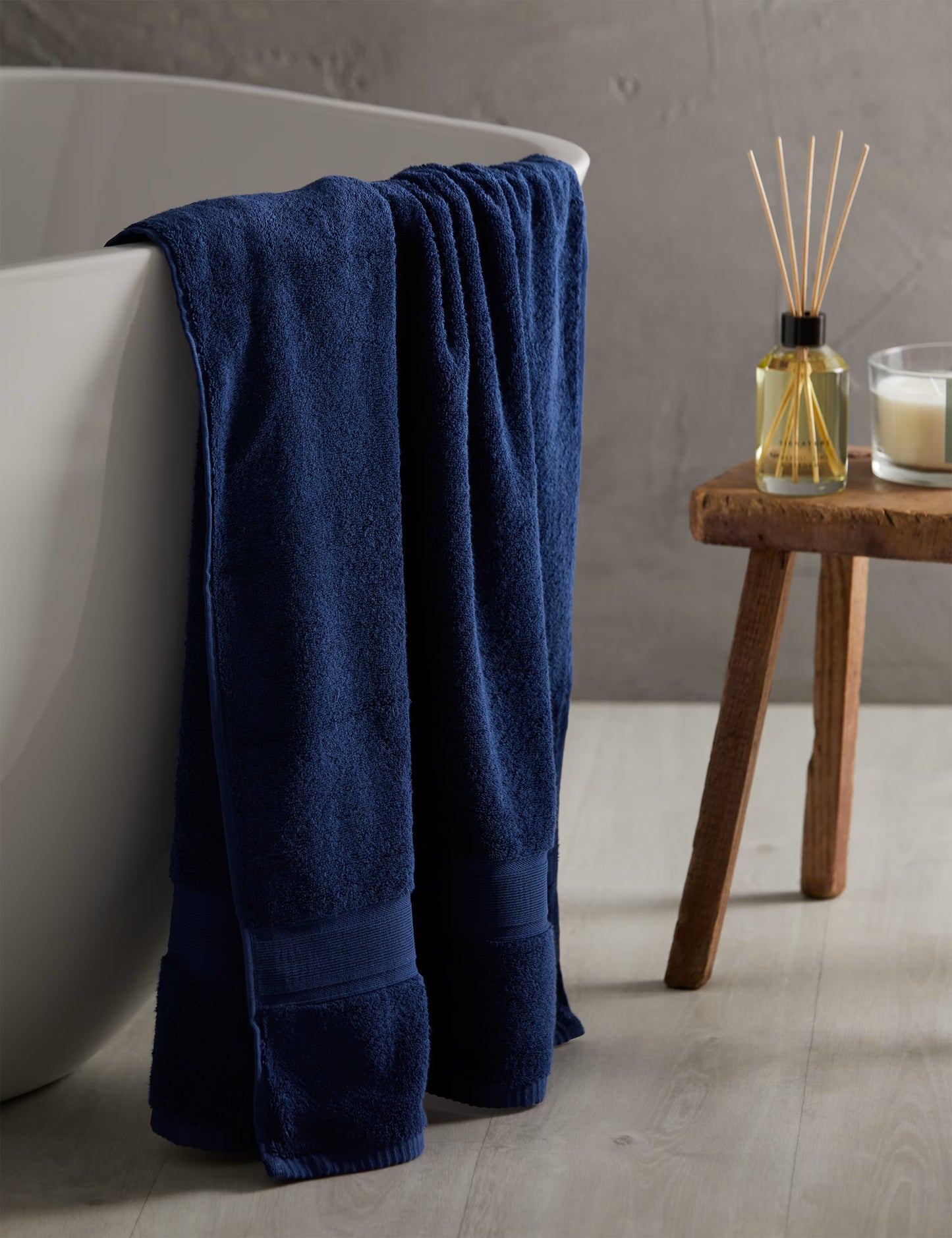 Blue Silver-Infused Luxury Bath Towel - Egyptian Cotton